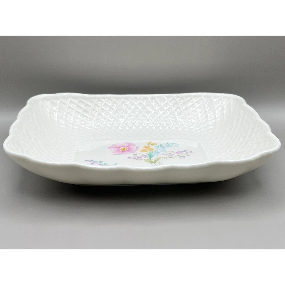 Mikasa Gentle Breeze Flowered Trinket Vanity‎ Tray Bone China 7.5